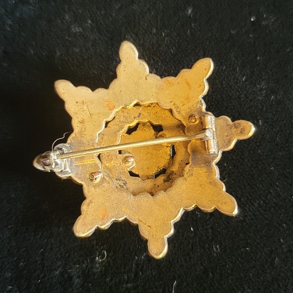 Antique Victorian Garnet Star Brooch - Picture 6 of 6